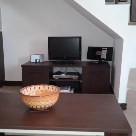 Pearl Apartment *